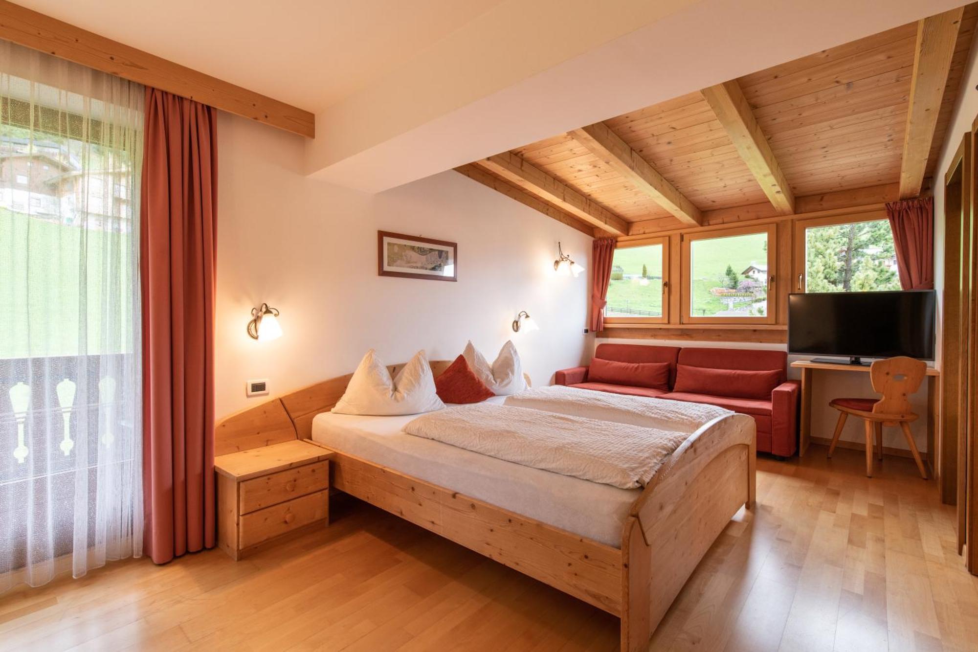 Garni Kostner Hotell Ortisei Eksteriør bilde